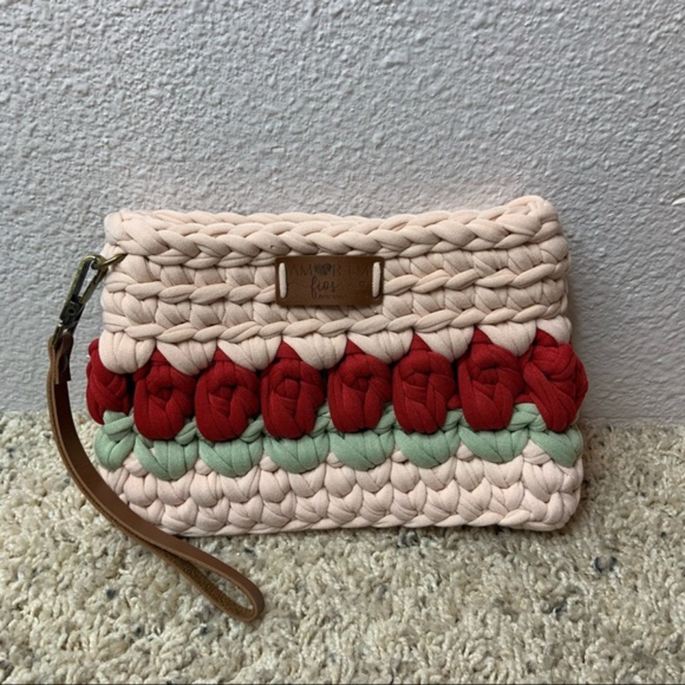Chunky Crochet Rope Braided Wristlet Clutch